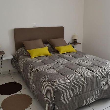 Maison De Vacances Nebouzat Экстерьер фото